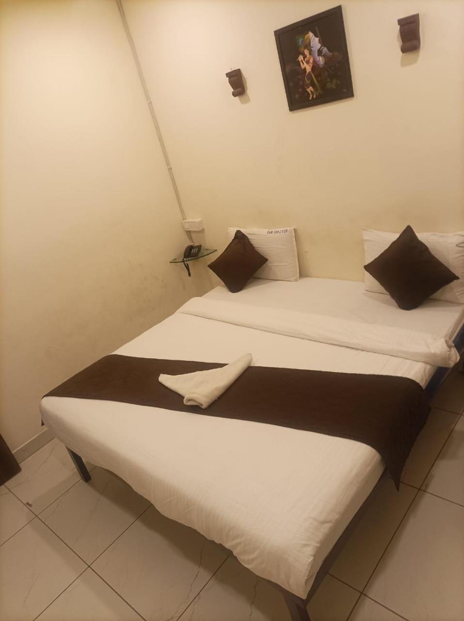 Velan Temple View Hotel Palni Exterior foto